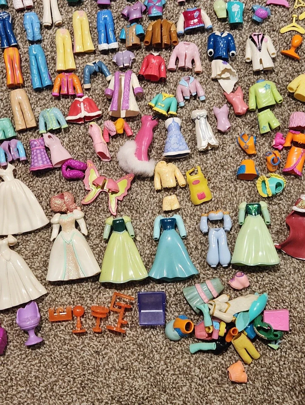 MASSIVE Vintage Y2K Polly Pocket Lot of 225+ Dolls, Rubber Clothes & Accessories